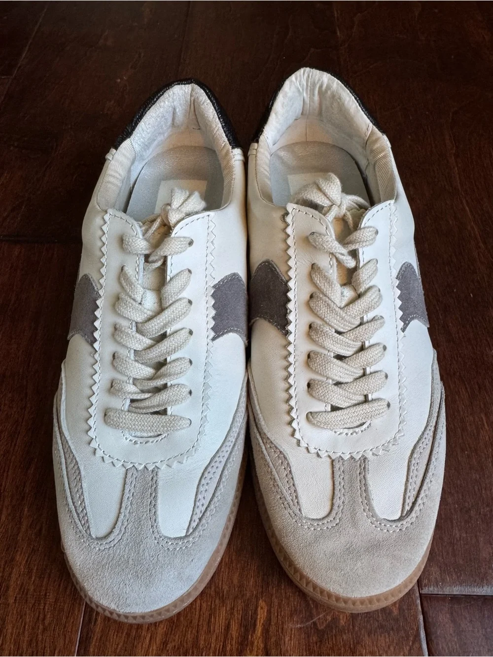 Dolce Vita Notice Sneakers, Color White/Gray, Size 8.
